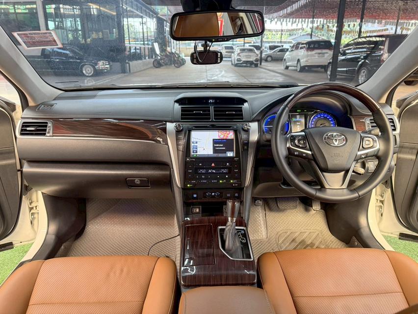 TOYOTA CAMRY 2.5 Hybrid Premium ปี2017 8