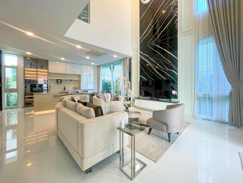 3-Storey Luxury Home VIVE Ekkamai - Ramintra 3