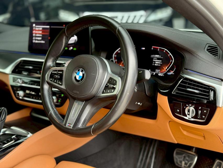 ขาย BMW 520d Msport ปี23 12