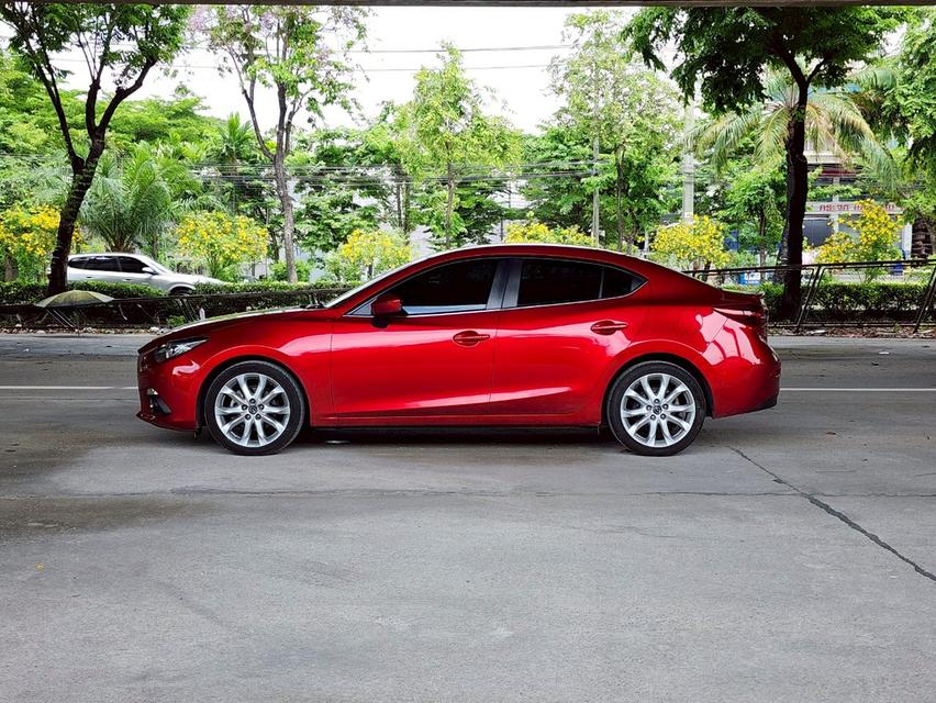 ขายรถ mazda3 2.0S  ปี 2015 สีแดง เกียร์ออโต้ 7