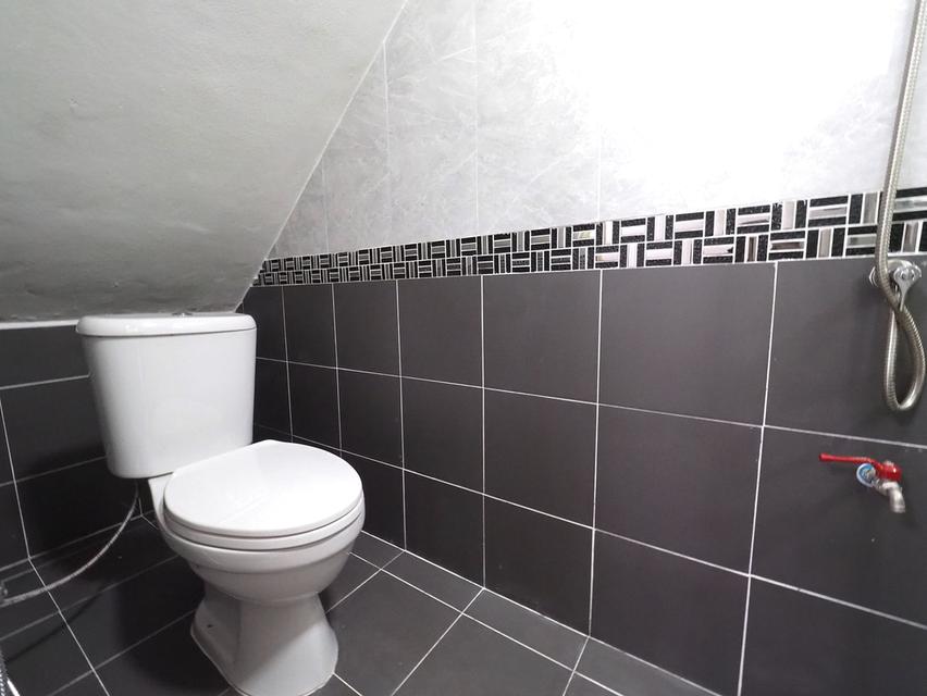 ขายอาคารพาณิชย์ 3.5 ชั้น+ดาดฟ้า ม.บัวทองธานี ขนาด 15 ตรว. 5นอน 3น้ำ [บางใหญ่-กาญจนาภิเษก] ขาย 1.99ล้าน 5