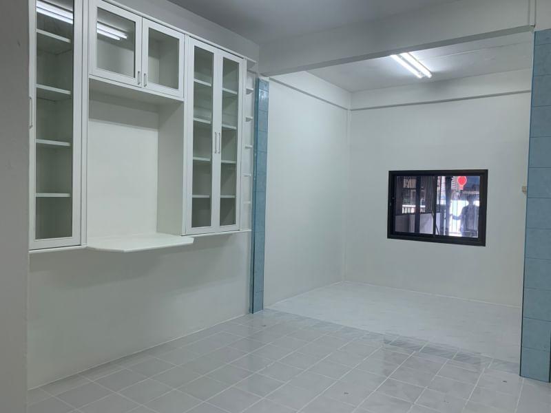 ขาย :ทาวน์เฮาส์ 2 ชั้น , เนื้อที่ 35 ตรว. หมู่บ้านพิพรพงษ์ 2 ถนนวิภาวดีรังสิต 84  6