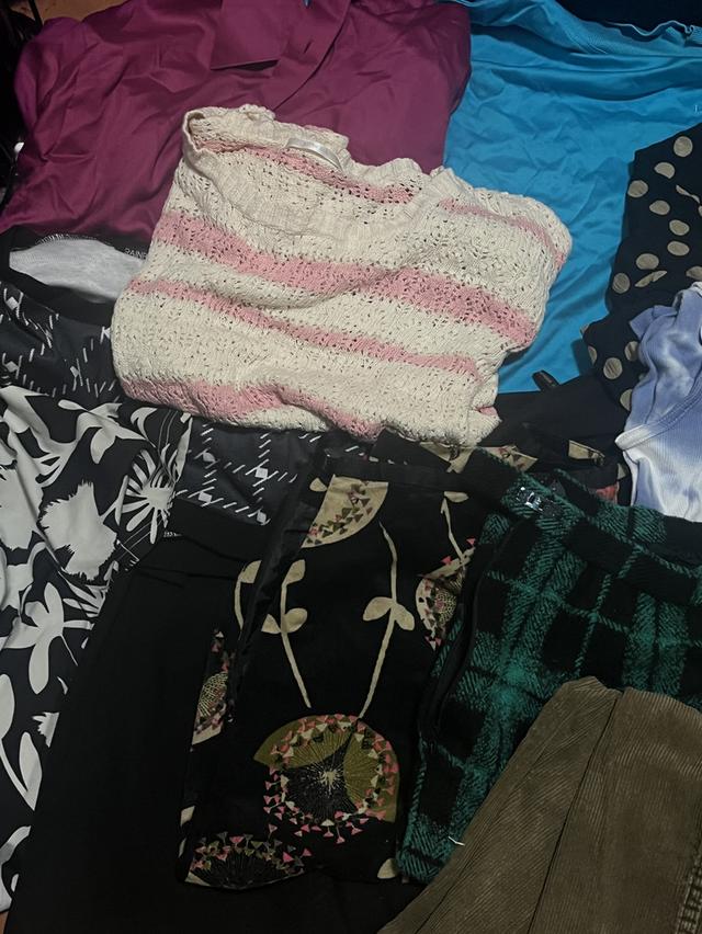 เสื้อผ้ามือสอง ขายเหมา/ขายแยก  2