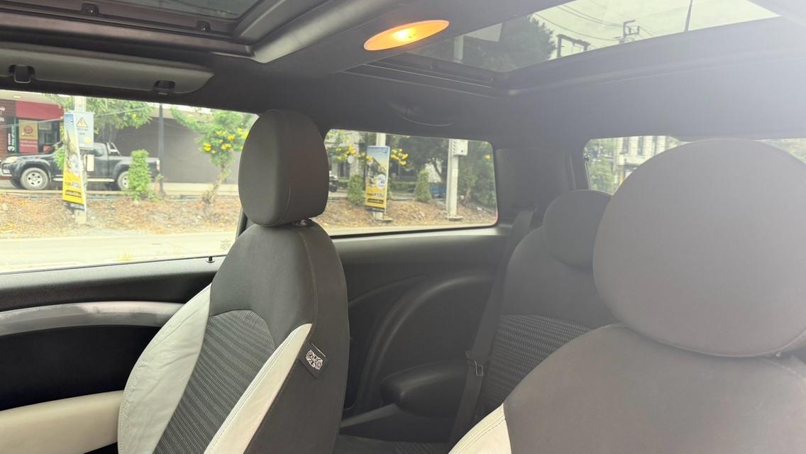รหัสรถ KPV53 🚗 2010 MINI Cooper S HATCH 3 DOOR 50 Camden รูปที่ 9