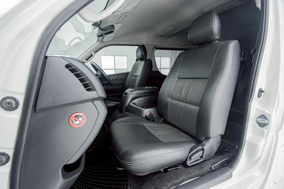 TOYOTA VENTURY 2.7 G 05-19 2018 11