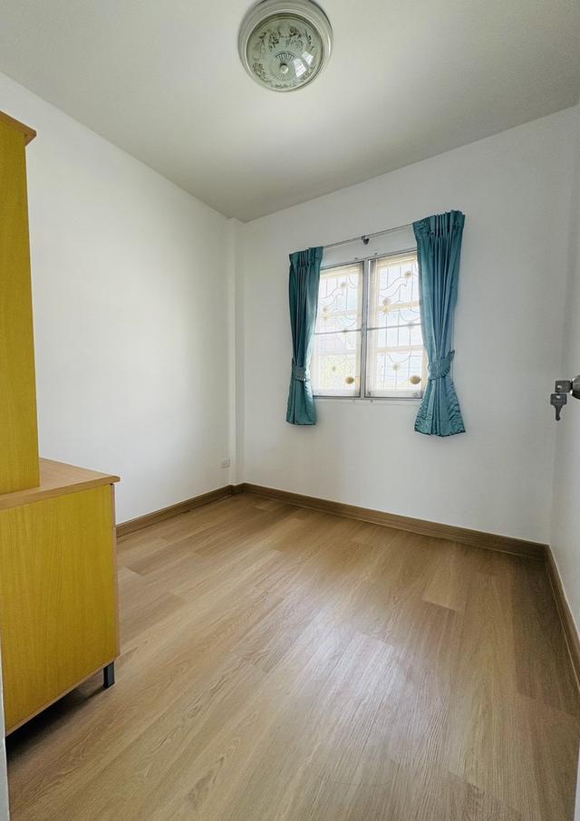 ให้เช่าทาวน์เฮาส์คู้บอน 50 หมู่บ้านพัฒนาสิริ รามอินทรา 4