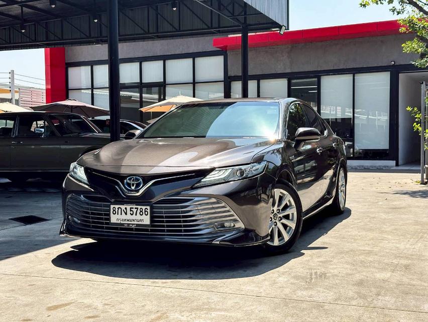 ขายรถ Toyota Camry 2.5 Hybrid Sedan ปี 2019 สีน้ำตาล เกียร์ออโต้