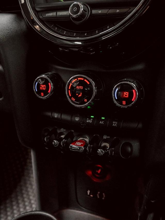 รหัสรถ 67GG6545 Mini Cooper F56 รถศูนย์ Mini ปี 2016  17
