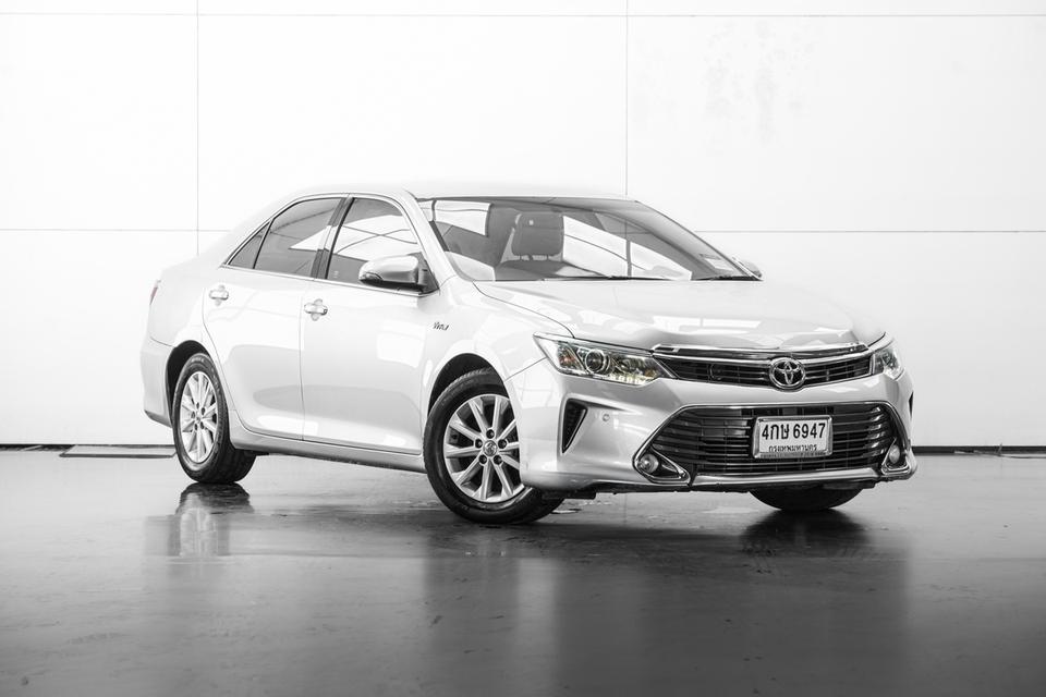 2015 TOYOTA CAMRY 2.0 G สีบรอนซ์ เลขไมล์ 123481 กม.