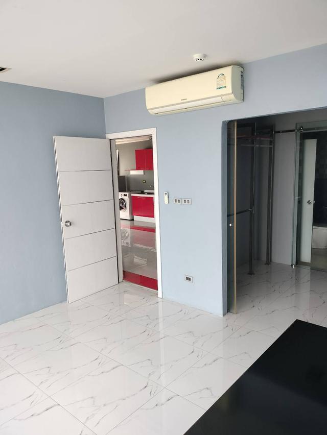 ให้เช่าพื้นที่ ย่านเอกมัย(ถนนซอย) ชั้น 4 พื้นที่ 83 ตร.ม. เหมาะทำโชว์รูม ออฟฟิศ ฯลฯ ทำเลดีใกล้ ทองหล่อ พร้อมพงษ์ สุขุมวิท  พร้อมเข้าอยู่