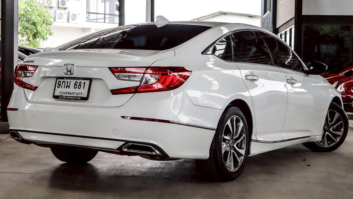 HONDA ACCORD 1.5EL TURBO 14