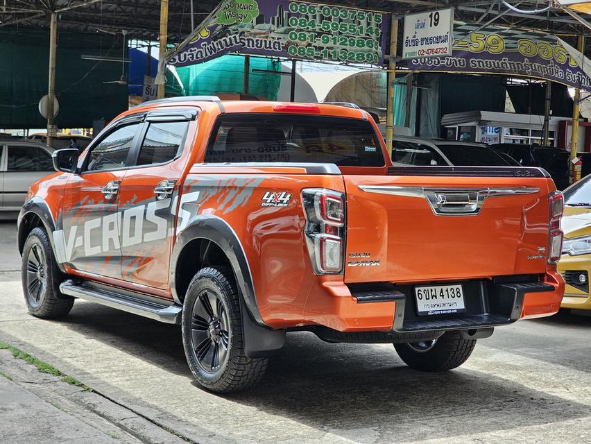 ISUZU D-MAX CAB-4 3.0 V-CROSS M 4X4 ปี 20 AT