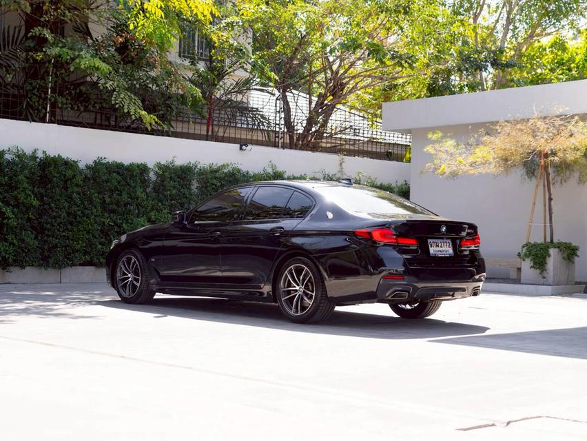 Bmw 520d M Sport ปีจด 2022 ♨️ ประกันเครื่องเกียร์3ปี30000km.♨️ รูปย่อยที่ 2