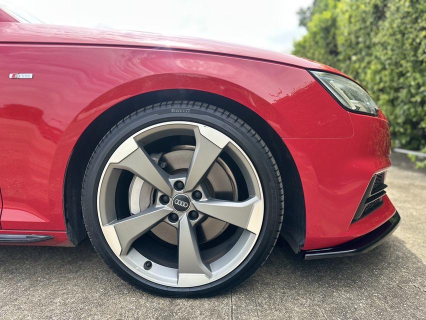 Audi A4 Avant 45 TFSI Quattro Line Black Edition ปี 2018 12