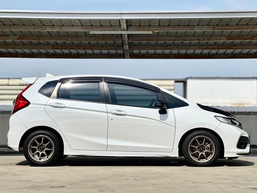 HONDA JAZZ GK สีขาว ปี 2020 ท๊อป Rs+รถมือเดี่ยว ไมล์น้อย 60,000 km 19