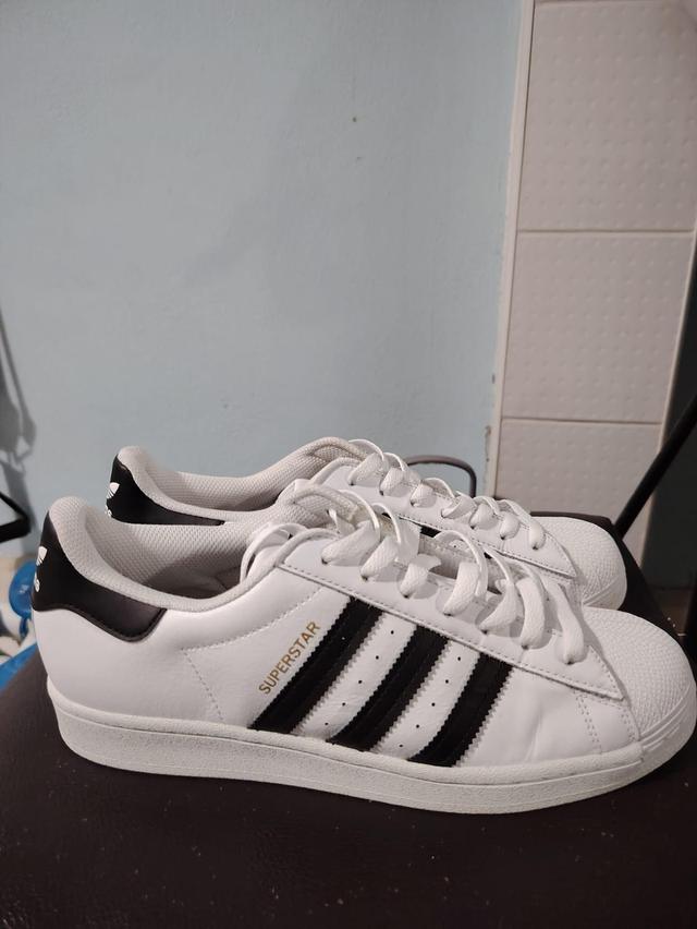 adidas superstar สีขาว size 5UK 4