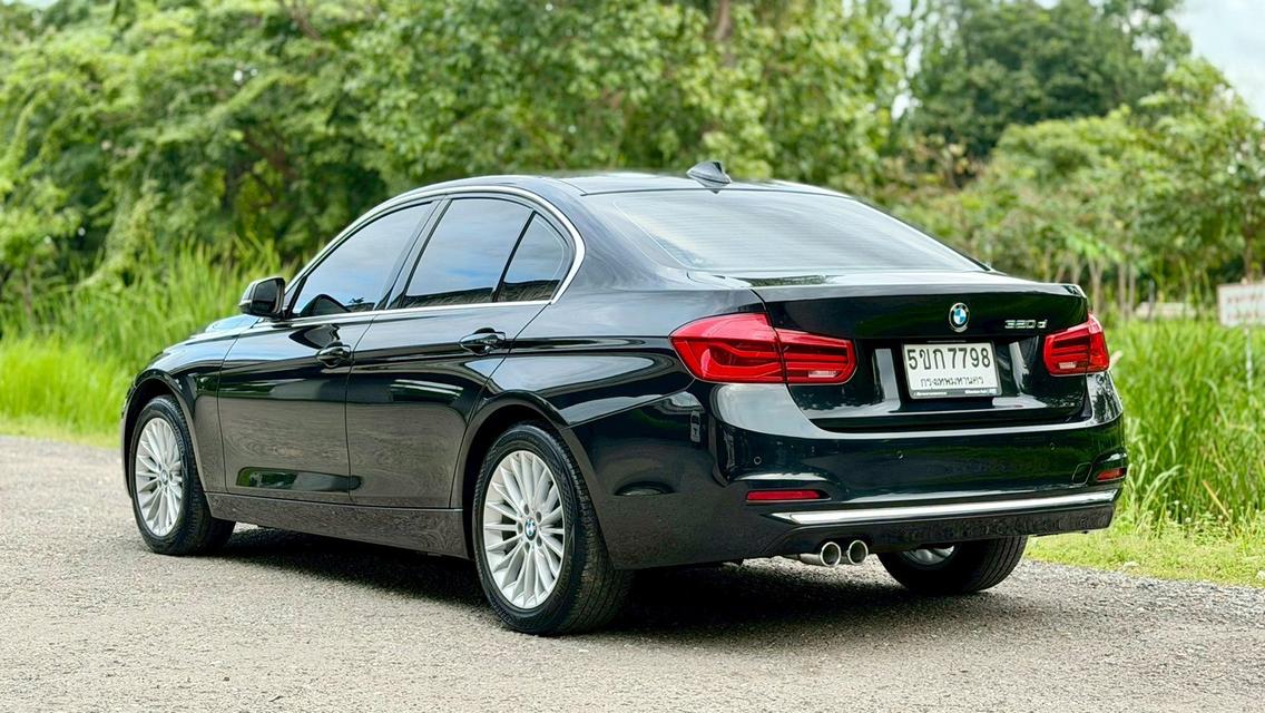🔥#BMW F30 LCI 320D ICONIC ปี2017เครื่องยนต์ดีเซล 2.0 TwinTurbo เกียร์ZF 8Speed เลขไมล์ 160,xxx กม. รถบ้านแท้ เจ้าของ 1 มือ🤗เพียง 599,000(จัดไฟแนนซ์ รูปย่อยที่ 3