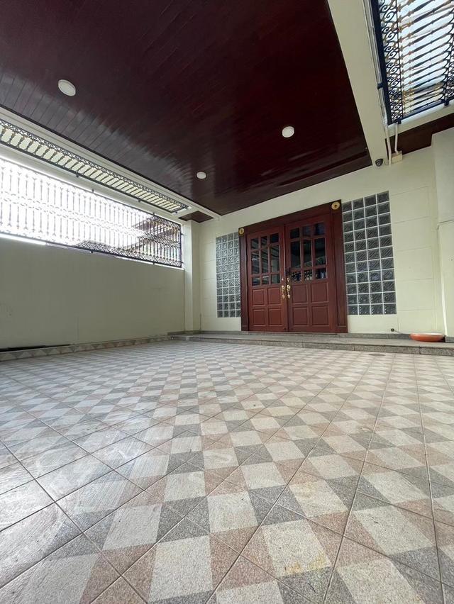 ให้เช่า Townhome 3 ชั้น  ซอย นนทรี5 ปรับปรุงบ้านทุกครั้งหลังผู้เช่าคนเก่าออกไป 2