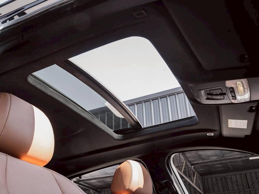 รหัสรถ 67GG1551 🔥 #BMW #X6 xDrive30d M Sport ปี 2016 (F16) 🔥 ดีเซล 6 สูบ ตัวแรง สายสปอร์ตหรู รูปที่ 4