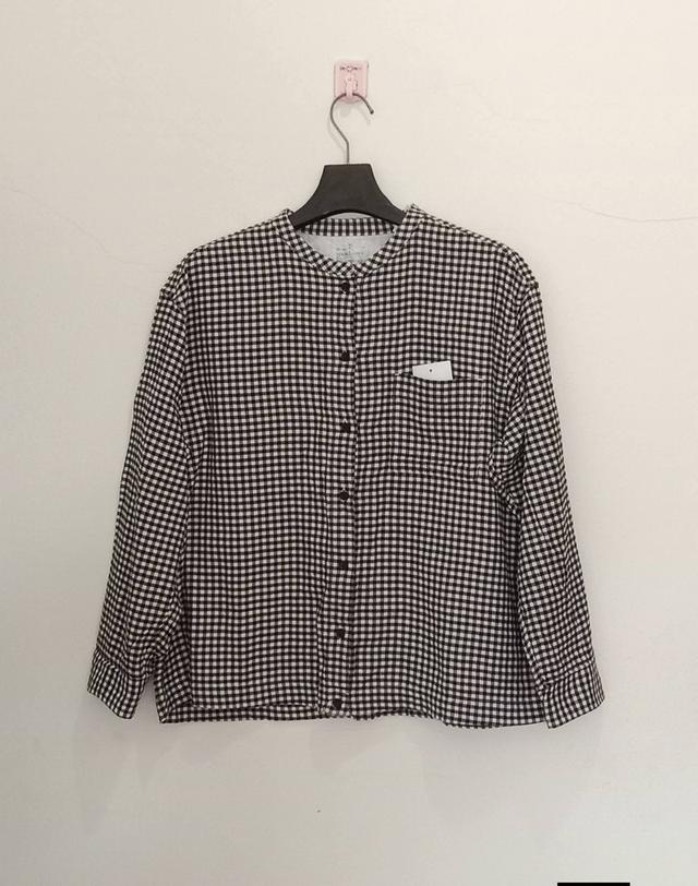MUJI เสื้อใส่ปกติ+ใส่คลุมได้ ทรง oversize ลายตารางขาวดำ ผ้าคอตต้อนนิ่ม สภาพดีมาก ไม่มีตำหนิ