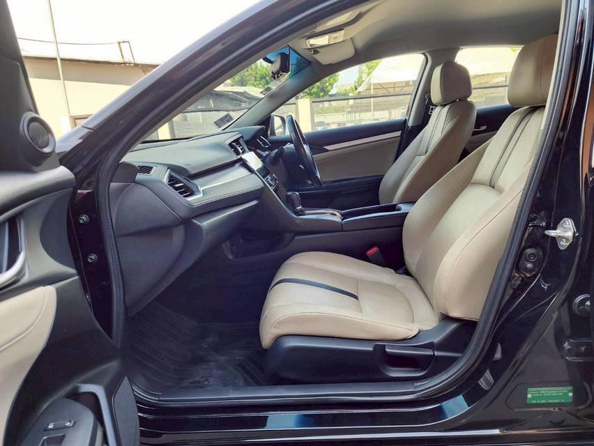 ขาย Honda Civic 1.8El ปี16 13