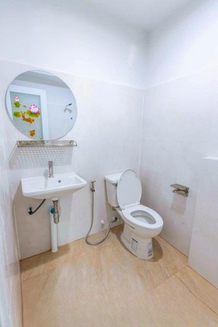 Big C เคหะร่มเกล้า 150 ม. 7-Eleven 50ม. 2แห่ง Lotus อาคารพาณิชย์ 3.5 ชั้น 3นอน 3น้ำ 20ตรว. 280ตรม. ให้เช่า ราคา 11,999 บ 8