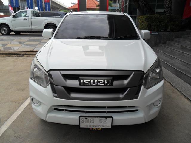  Isuzu D-max Cab4 1.9S ปี 2017 ฟรีดาว์น ออกรถ 0 บาท 3