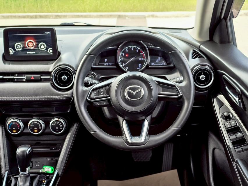 รหัสรถ CBL2497 🚘 Mazda2 1.3 High Connect ปี 2017 (จดปี 2018)Hatchback  14