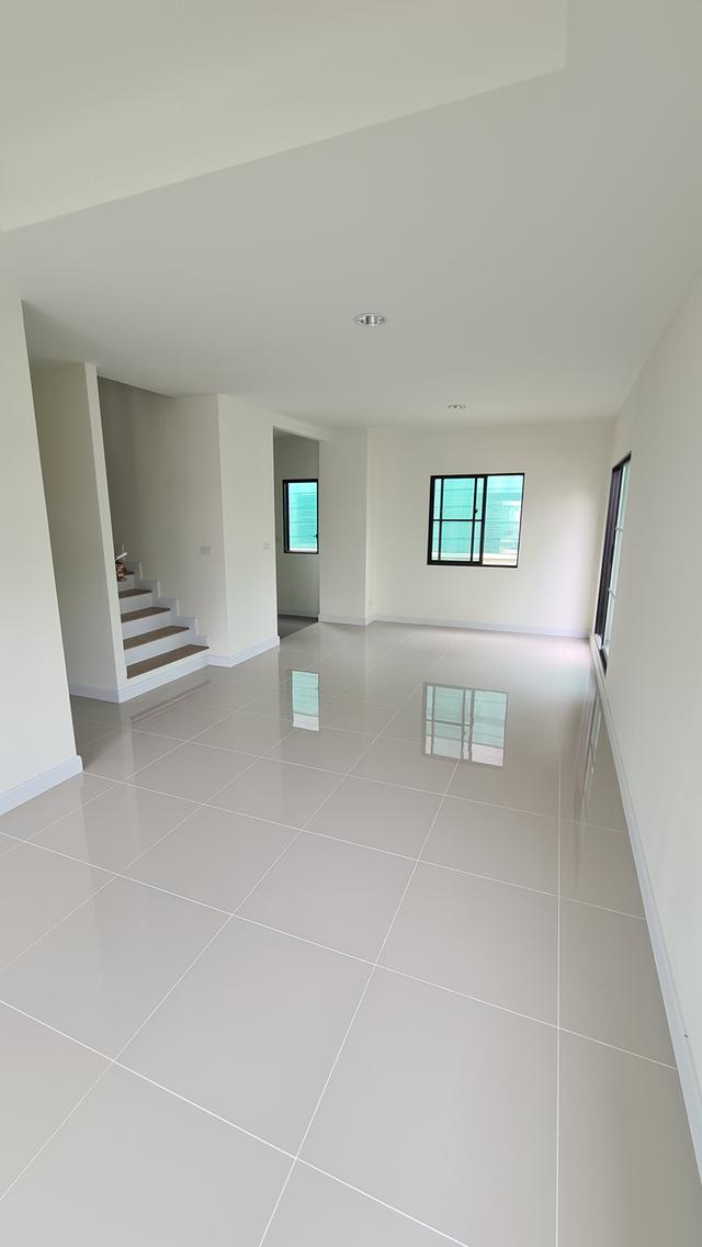 ขายบ้านแฝด สไตล์บ้านเดี่ยว  โครงการมารวยริเวอร์ไซ้ด์ บางปะกง 3