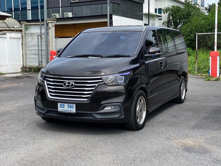 ขาย Hyundai H1 2.5Elite ปี18