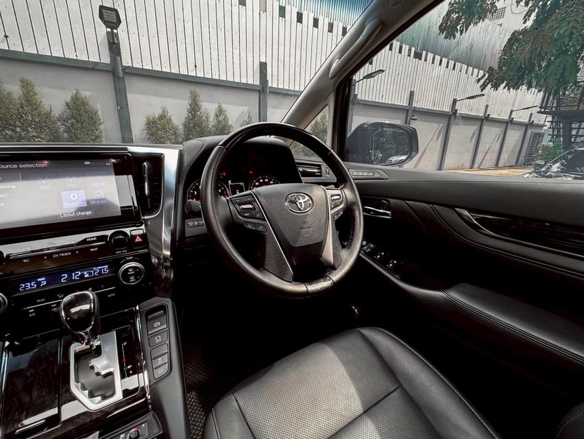 รหัสรถ LG53 For Sale : 2020 Toyota Alphard SC Package 9