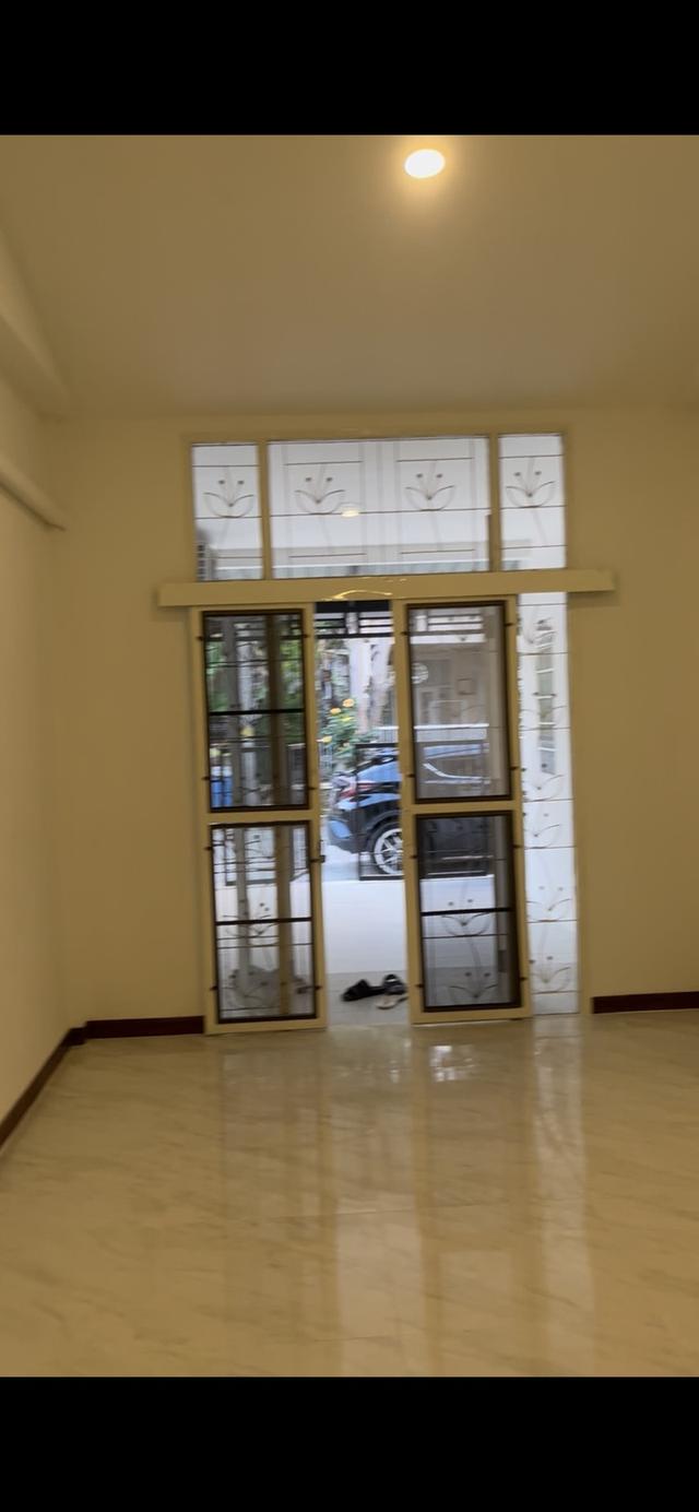 ด่วนมากกกบ้านวรารักษ์ รังสิตคลองสาม คลองหลวงเลขที่ ซ.8/5🎉🎉  เนื้อที่ 20 ตรว.  2 ห้องนอน 🛌  ห้องน้ำ 🛁  1 ครัว 🍽1 ห้องโถง 📺 จอดรถในบ้านได้ 1 5