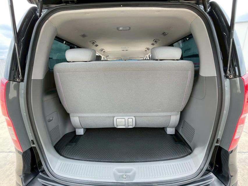 Hyunda H1 2.5 Elite ปี 18 รถสวย สภาพดี 9