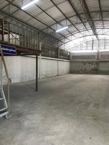 ให้เช่าโกดัง และสำนักงาน 1,000 ตารางเมตร มีบ้านพักคนงาน 3 ห้อง ตำบล คลองควาย อำเภอสามโคก 4