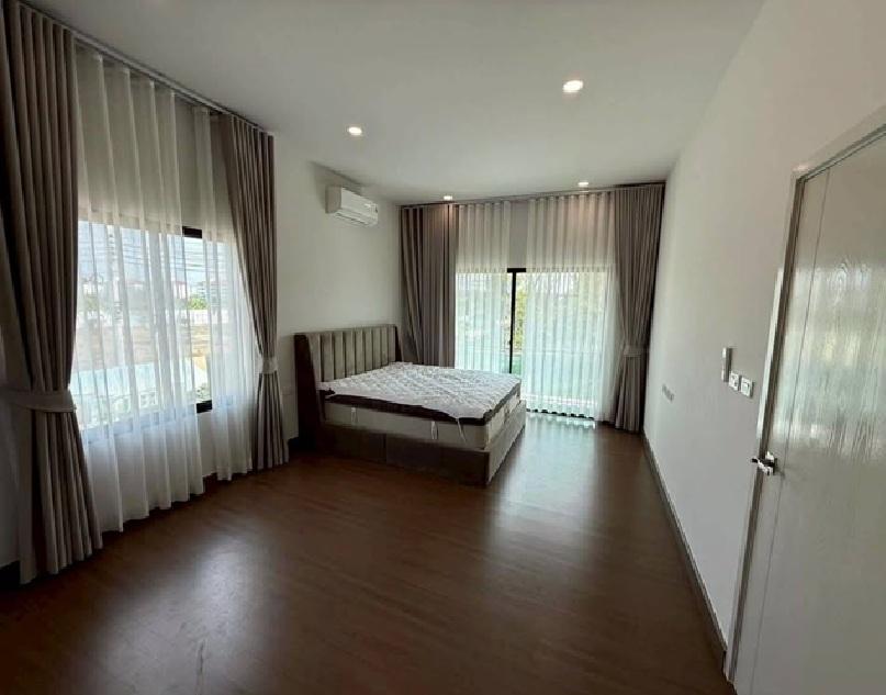 ให้เช่าบ้านเดี่ยว 2 ชั้น หลังมุม โครงการ บริทาเนีย บางนา-ศรีวารี / ซอยลาดกระบัง 54 / หลังใหญ่สุดของโครงการ / ติดสวนส่วนกลาง 6