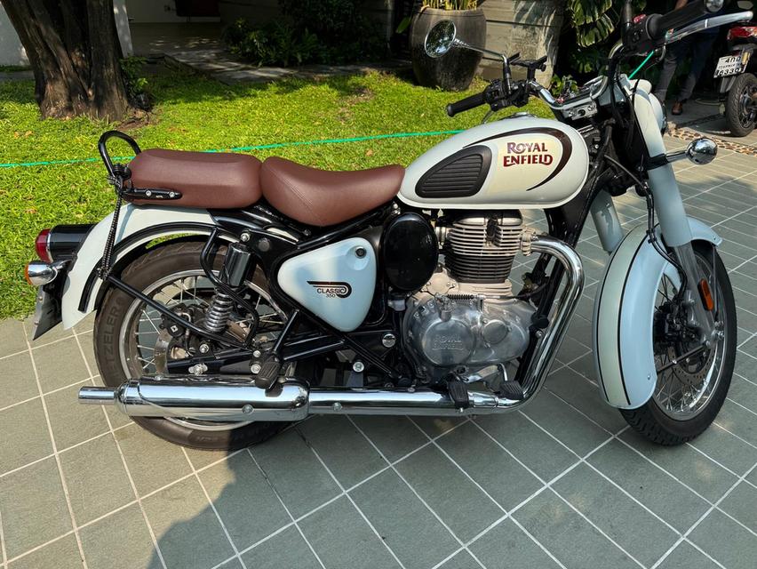 Royal Enfield Classic 350 ปี 2024 ใช้น้อย ขายด่วน บินกลับประเทศ รูปย่อยที่ 2