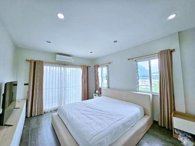 รร.นานาชาติ ร่วมฤดี 2 กม. จัดเต็มเฟอร์ฯ ราชพฤกษ์ 54ตร.วา. 224ตร.ม. ตลาดพระราม 5 ปิ่นเกล้า สาทร เซ็นทรัล เวสต์วิลล์ บ้าน