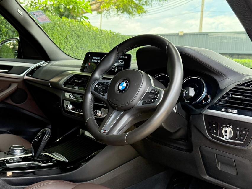 2020 BMW X3 20D MSPORT รถมือเดียวออกป้ายแดง รถวิ่งน้อย เข้าศูนย์ทุกระยะ ไม่เคยมีอุบัติเหตุครับ 10