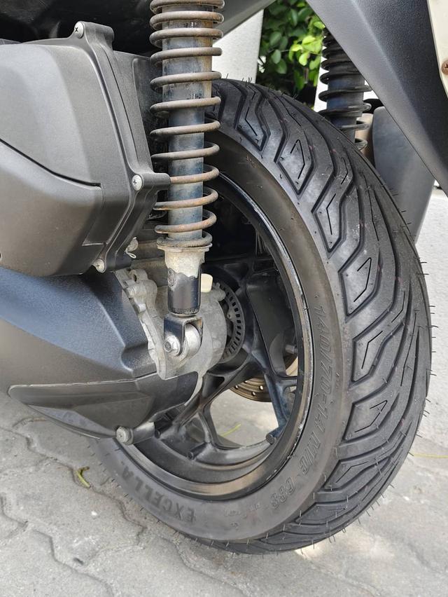 มอเตอร์ไซค์ Yamaha Xmax300 มือสอง รูปที่ 8