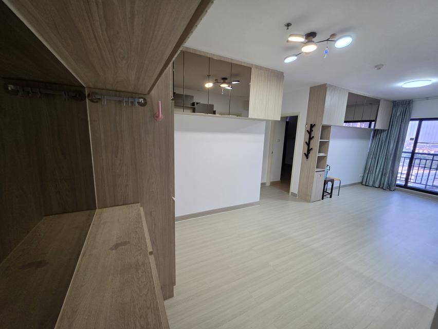 พื้นที่ 62.5 ตร.ม.ชั้น12 ห้องหัวมุม มี 2ห้องนอน 2ห้องน้ำ 2