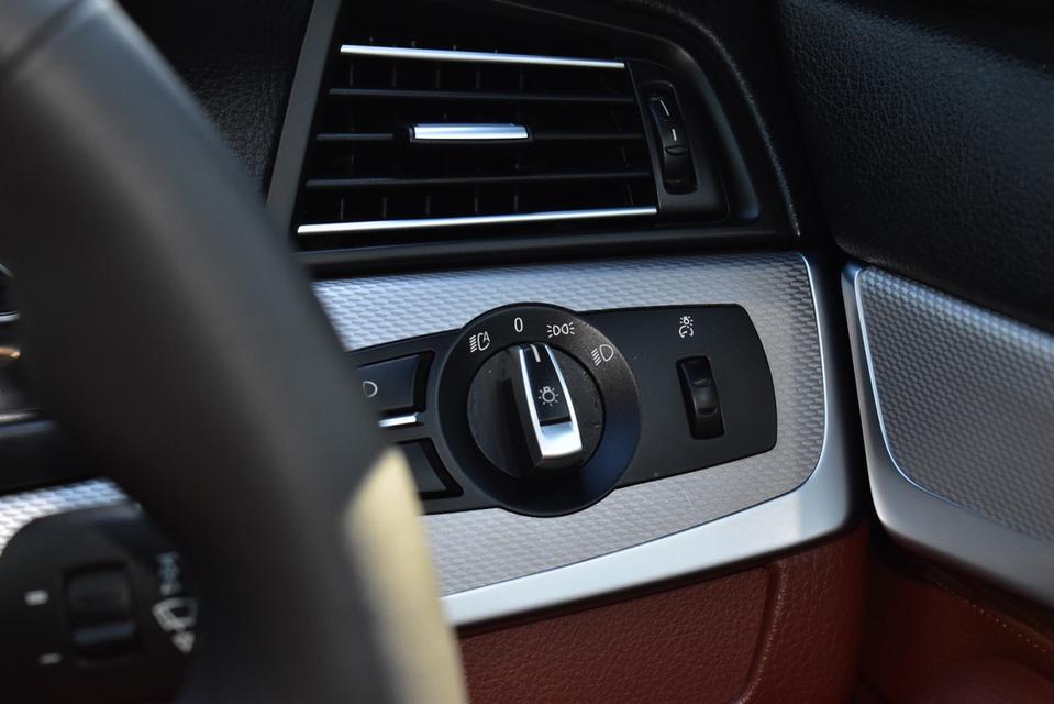 BMW 520D M SPORT 2016 ดีเซล รถบ้านสวยกริบ 14