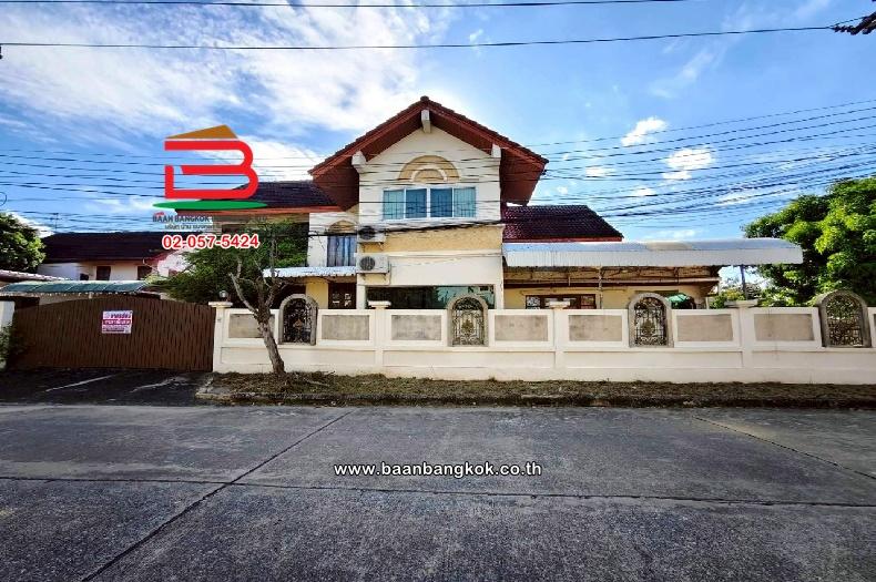 บ้านเดี่ยว หมู่บ้านเมืองเอก โครงการ 3 เนื้อที่ 89 ตร.ว ซอยพหลโยธิน 87,ซอยเอกรัตน์ 11 ตำบลหลักหก อำเภอเมืองปทุมธานี ปทุมธานี 1