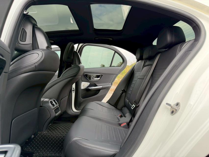 Mercedes Benz C220d AMG Dynamic W206 10