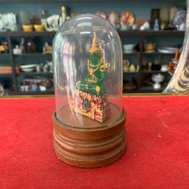 พระแก้ว พร้อมครอบแก้วฐานไม้