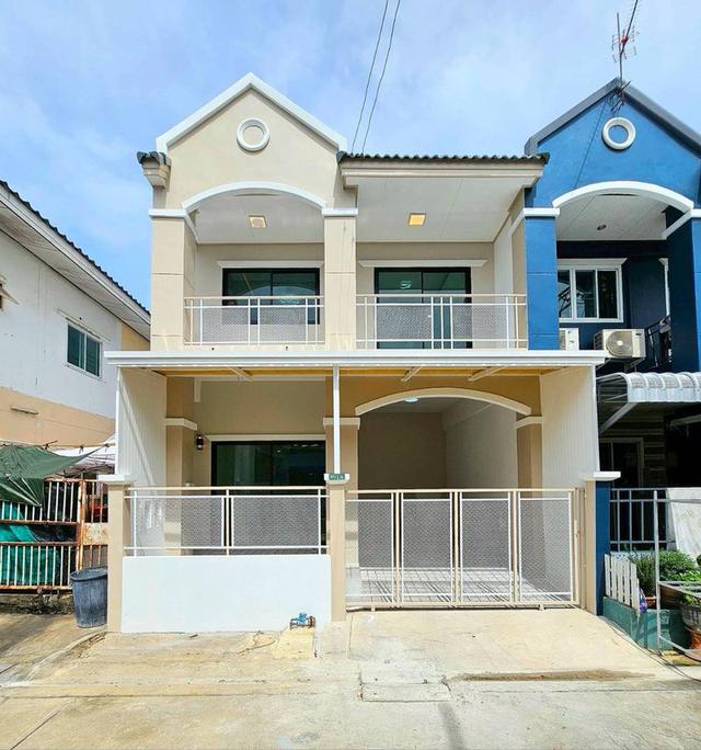 หมู่บ้านธนจิตต์