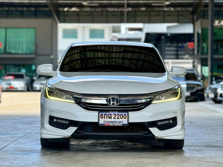 Honda accord 2.0EL auto ไมล์แท้ 60,000 กม.