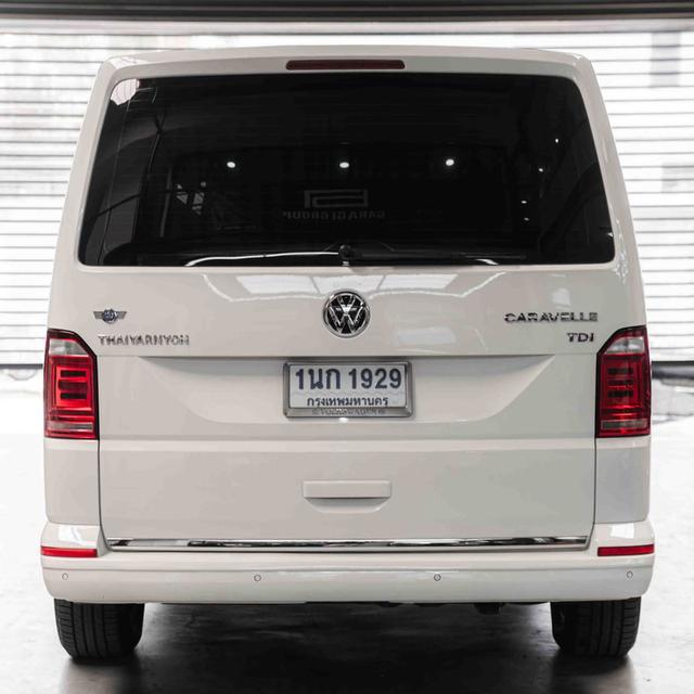รหัสรถ 67GG1929 Volkswagen Caravelle T6 ปี 2017 ดีเซล