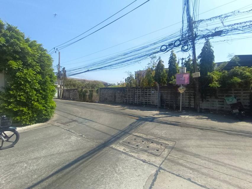 ขาย ที่ดิน 277 ตรว.ทำเลศักยภาพ ถนน วิภาวดีรังสิต 64 5