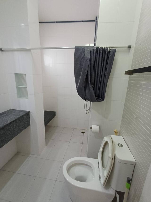 ให้เช่าบ้านเดี่ยว2ชั้น 4นอนหมู่บ้านสัมมากรรามคำแหง162-1 ย่านรามคำแหงราษฎร์พัฒนาร่มเกล้าตกแต่งพร้อมอยู่ ติดถนนรามคำแหง ใกล้มอเตอร์เวย์ – สุวรรณภูมิ MRT 9