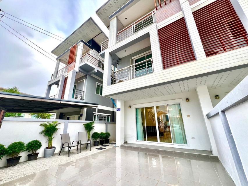 TH33 ให้เช่า Townhome มบ.เฟรนลี่แลนด์ ซ.เขาน้อย 4 นอน 5 น้ำ (ห้องน้ำในตัวทุกห้องนอน) 3